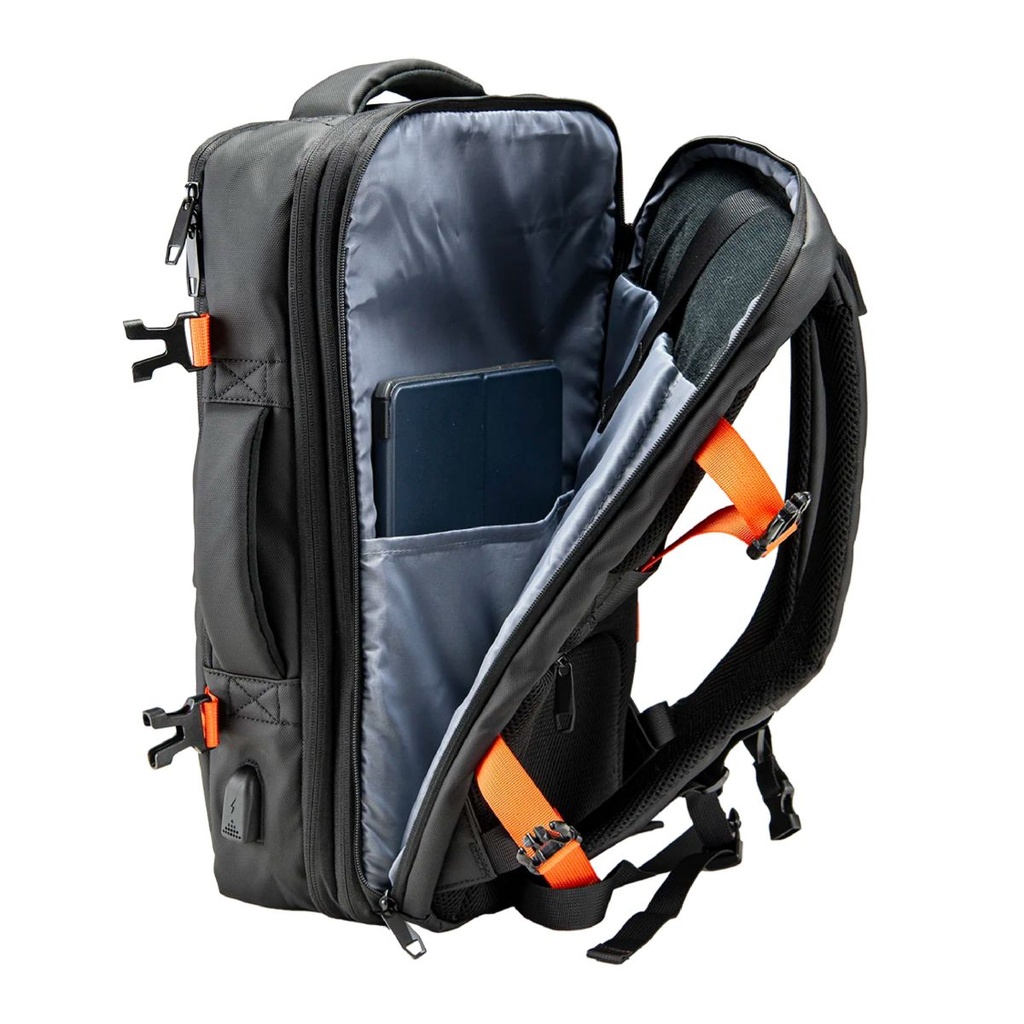 Mochila Cougar Vanguard 17" Usb - Water-resistant